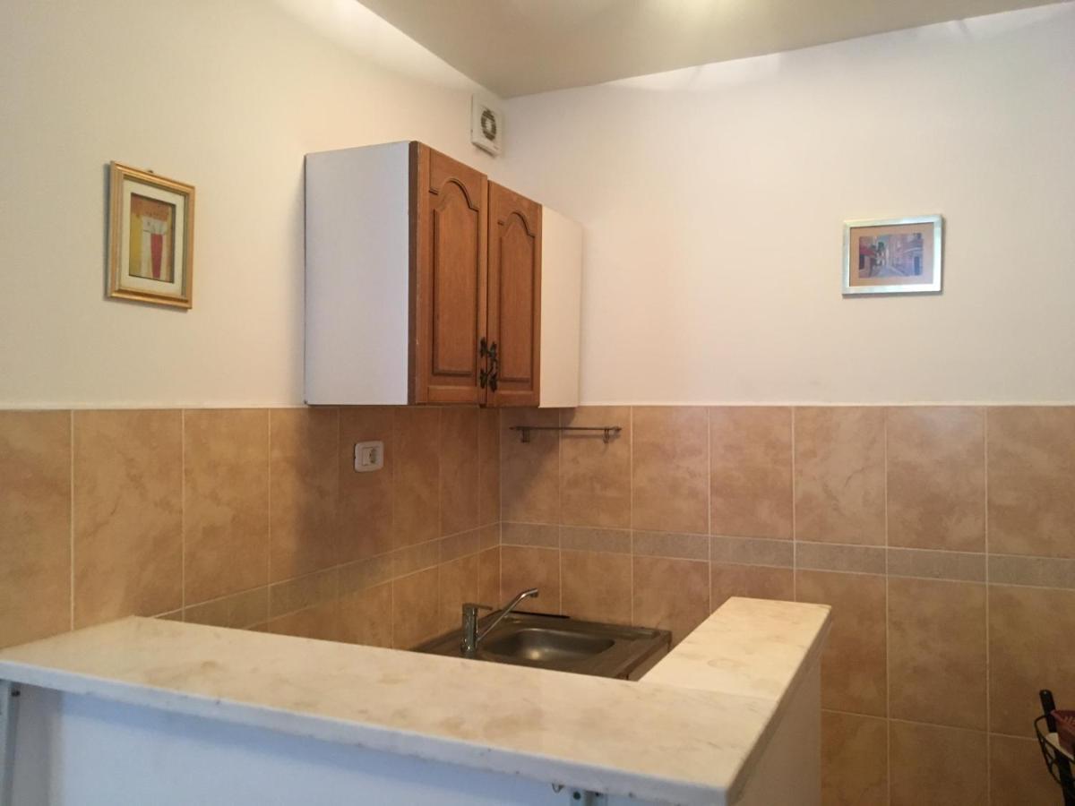 Apartment Sandra Будва Экстерьер фото